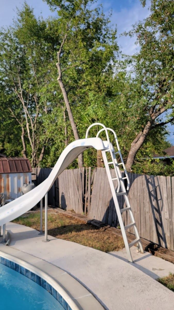 Tree service in Grand Prairie, TX by Sion Tree Service